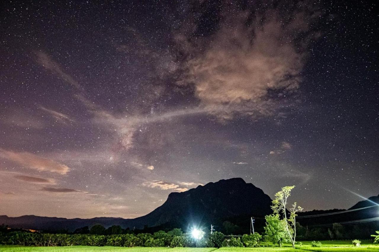 Отель Krathom Doi Luang Чианг Дао Экстерьер фото